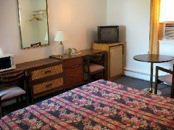Walkerton Inn Motel ภายนอก รูปภาพ